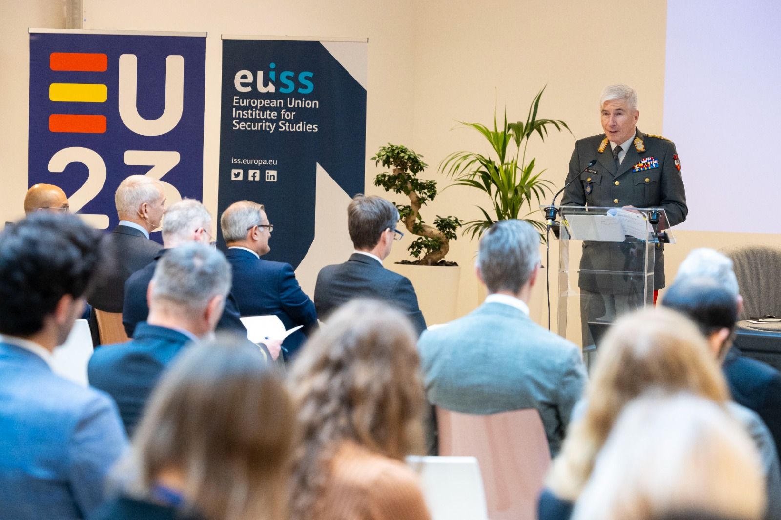Climate change and defence: Preparing for the future | European Union ...