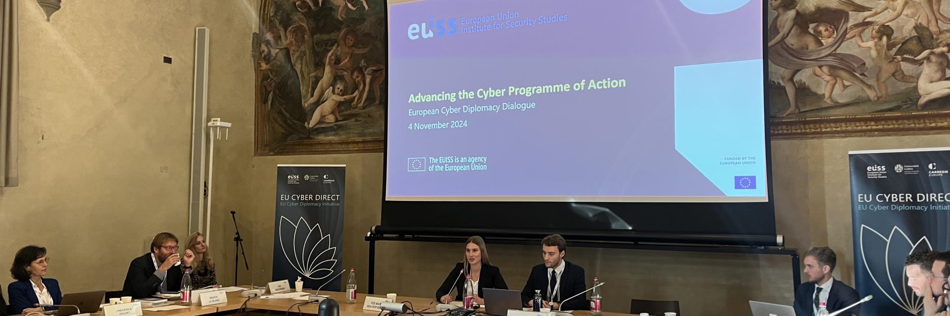 Meeting room. Credit EUISS