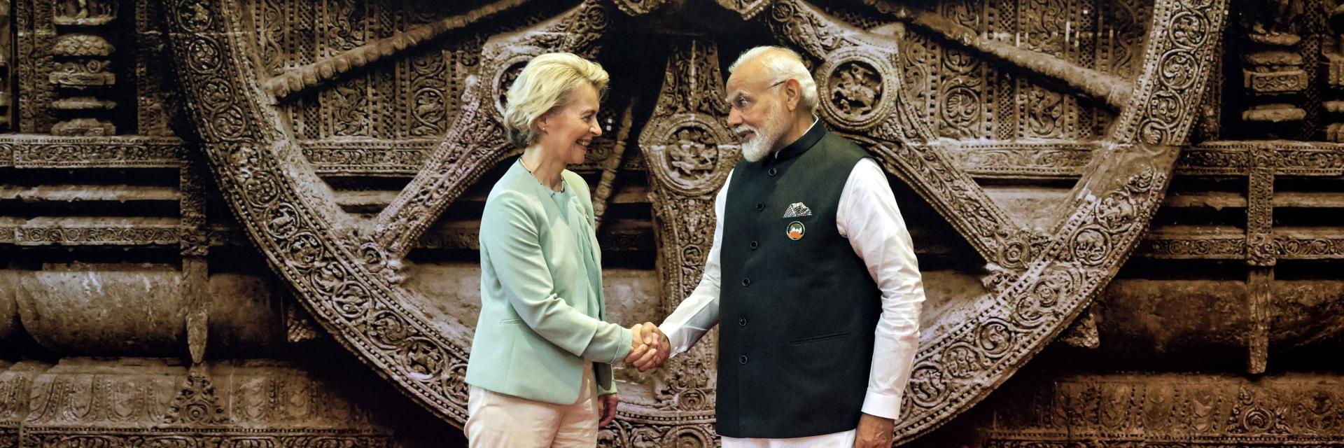 President of the European Commission Ursula von der Leyen and Prime Minister of India Narendra Modi shaking hands in New Delhi in September 2023 | © European Union, 2023