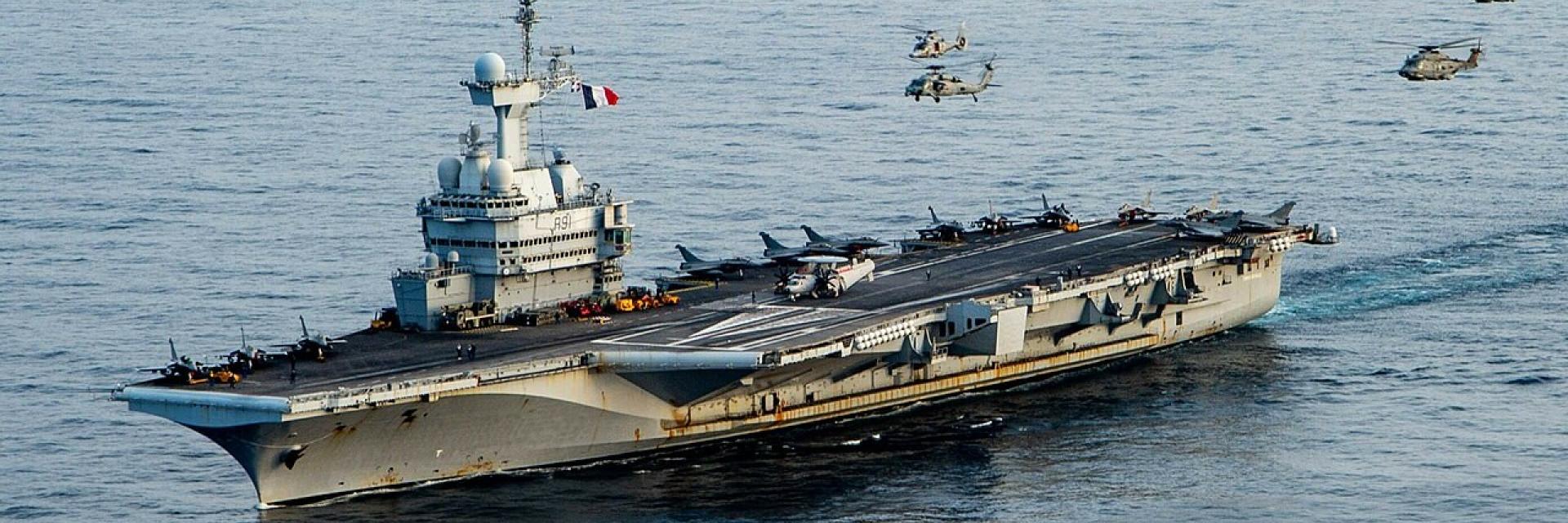 Charle de Gaulle aircraft carrier at sea. Photo by US Navy Petty Officer 3rd Class Gabriela Chambers