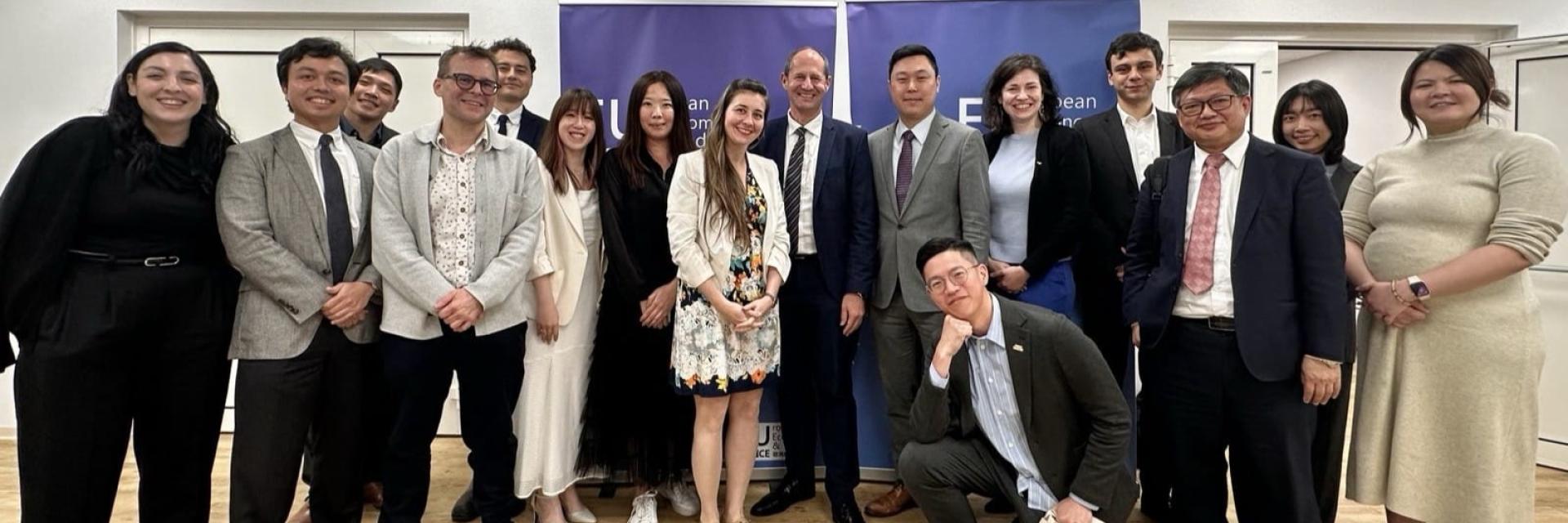 Group of men and women who participated to the workshop posing for a group photo. Credit: EUISS