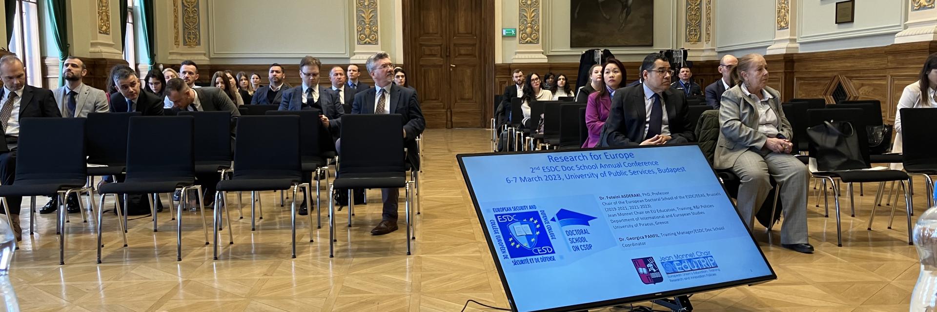 Image of panel - © EUISS