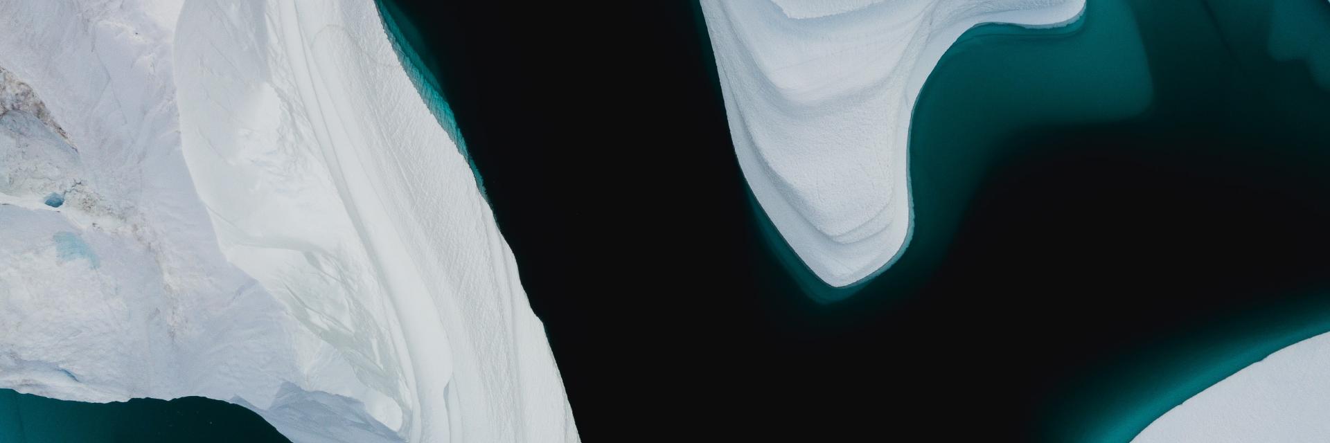 Image of glaciers - © Unsplash