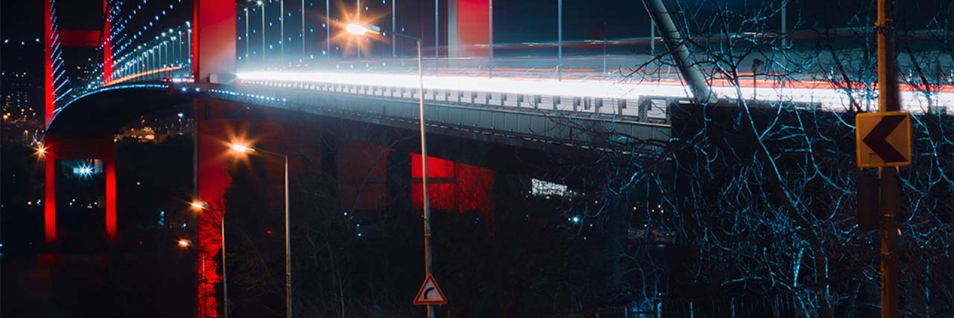 Image of the Bosphorus bridge - © Unsplash