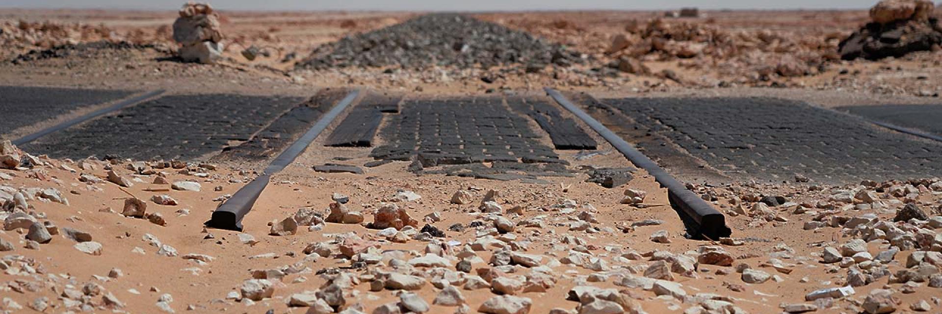 Road in the desert © Jens Aber/Unsplash