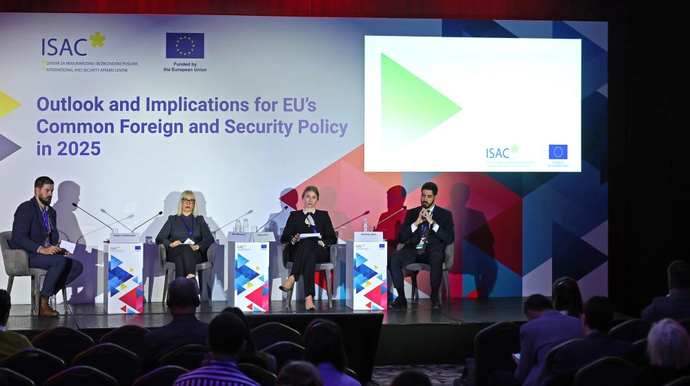 Image of EUISS analyst Bojana Zoric on a panel