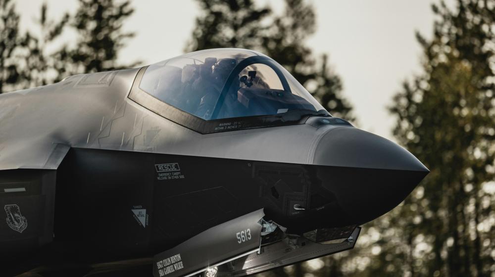 Close-up of the cockpit of an F-35A fighter aircraft as it is landing on a highway in Finland | © NATO, 2024