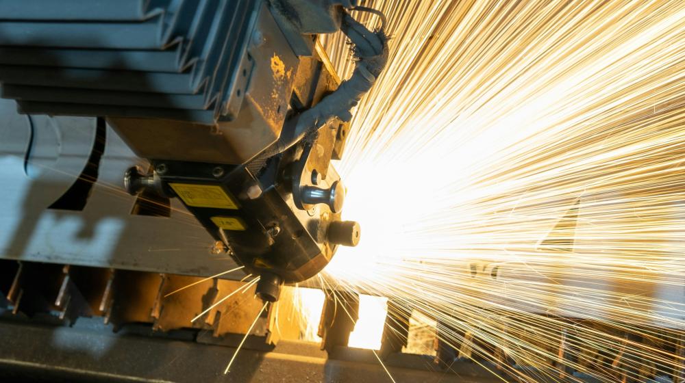 Industrial machine. Credit photo: Clayton Cardinalli on Unsplash