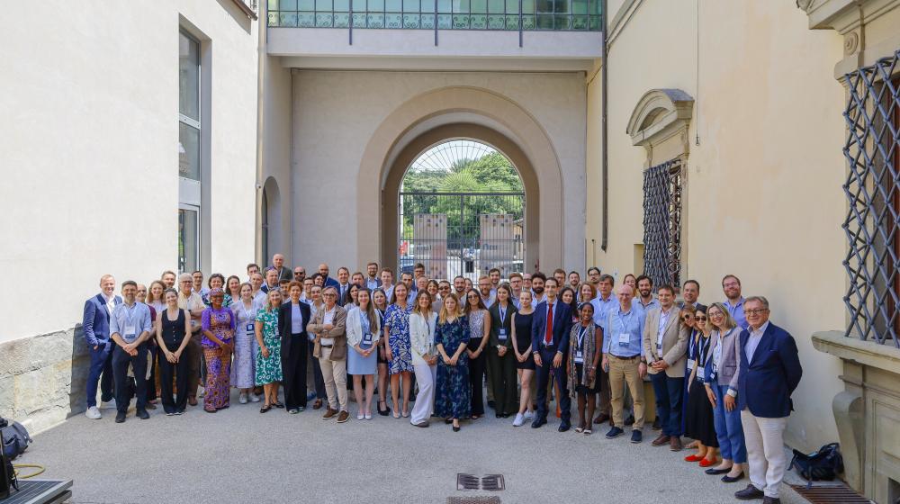 Group photo of CFI dialogue. Credit photo: EUI