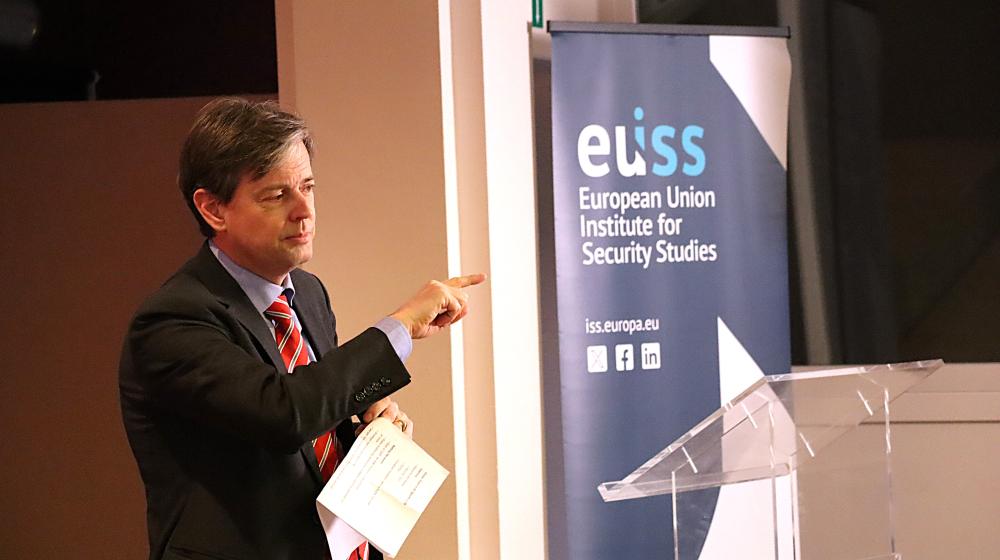 Steven Everts speaking at a recent EUISS event | © EUISS