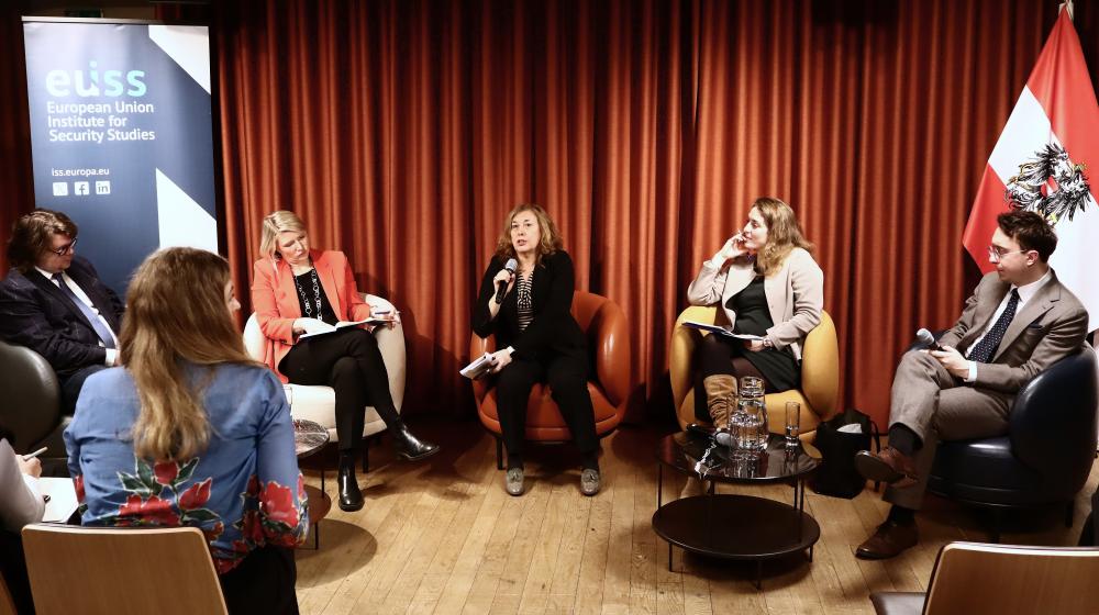 Picture of panellists at the event | © EUISS