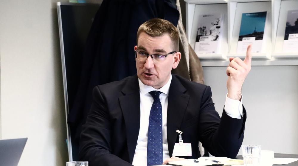 Picture of participants at the roundtable. Image credit: EUISS