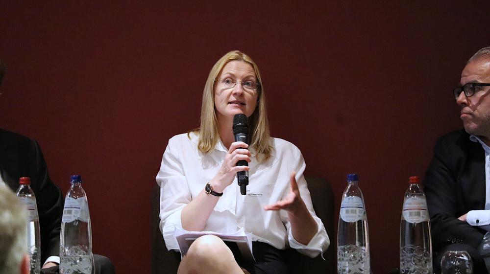 Picture of speakers at the panel discussion. Image credit to EUISS.
