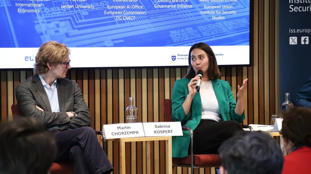 Picture of speakers at the panel discussion. Image credit to EUISS.