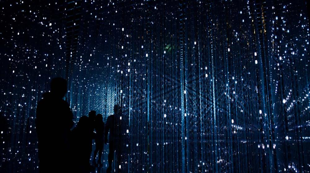 Abstract image of internet connection © Robs/Unsplash