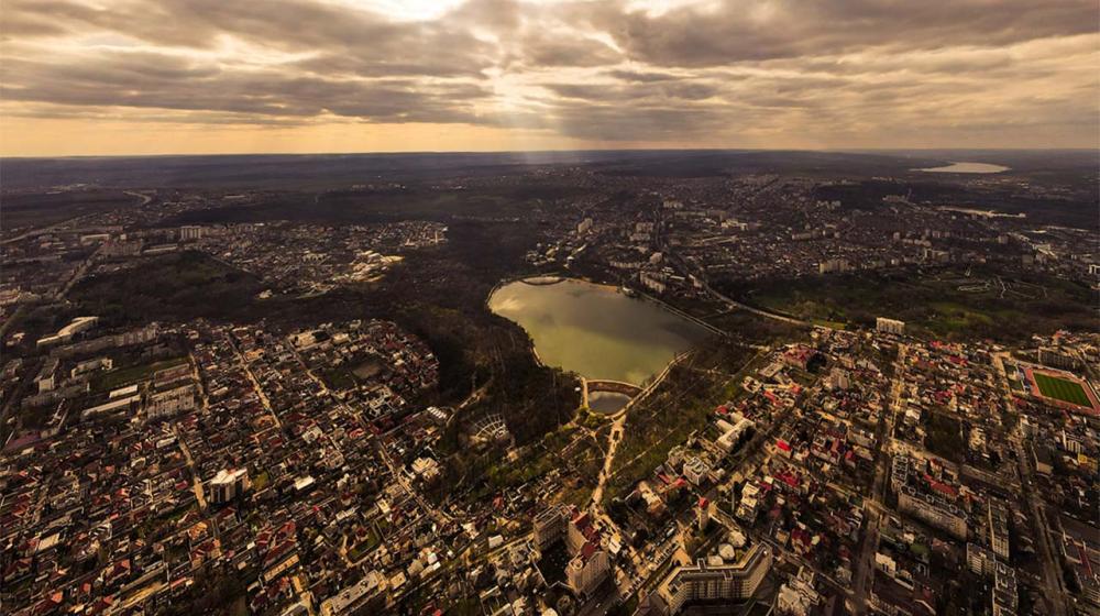 Aerial view of the city of Chișinău - Vadim Russu/Unsplash
