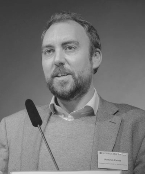 Roderick-Parkes.png