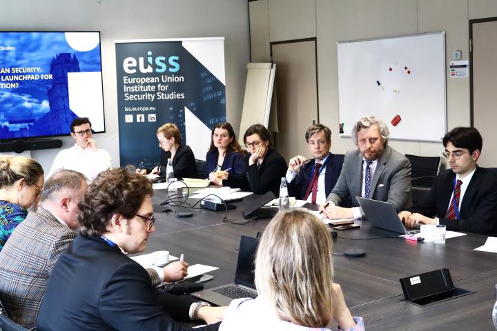Picture of participants at the roundtable. Image credit: EUISS