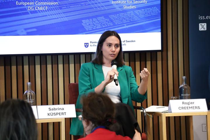 Picture of speakers at the panel discussion. Image credit to EUISS.