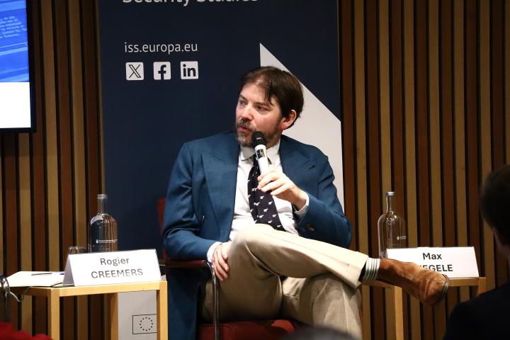 Picture of speakers at the panel discussion. Image credit to EUISS.