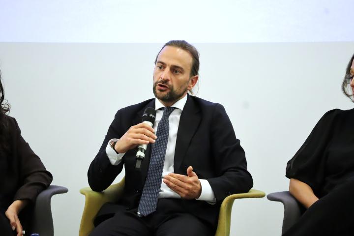 Picture of speakers at the panel discussion. Image credit to EUISS.